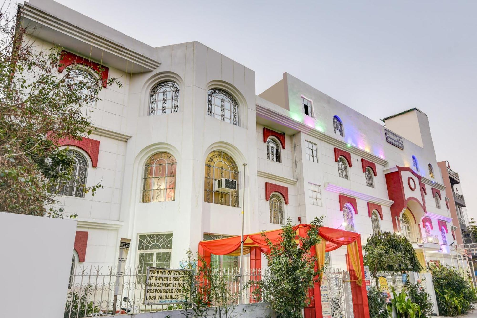Hotel O 74192 Vishwakarma Palace Delhi  Buitenkant foto