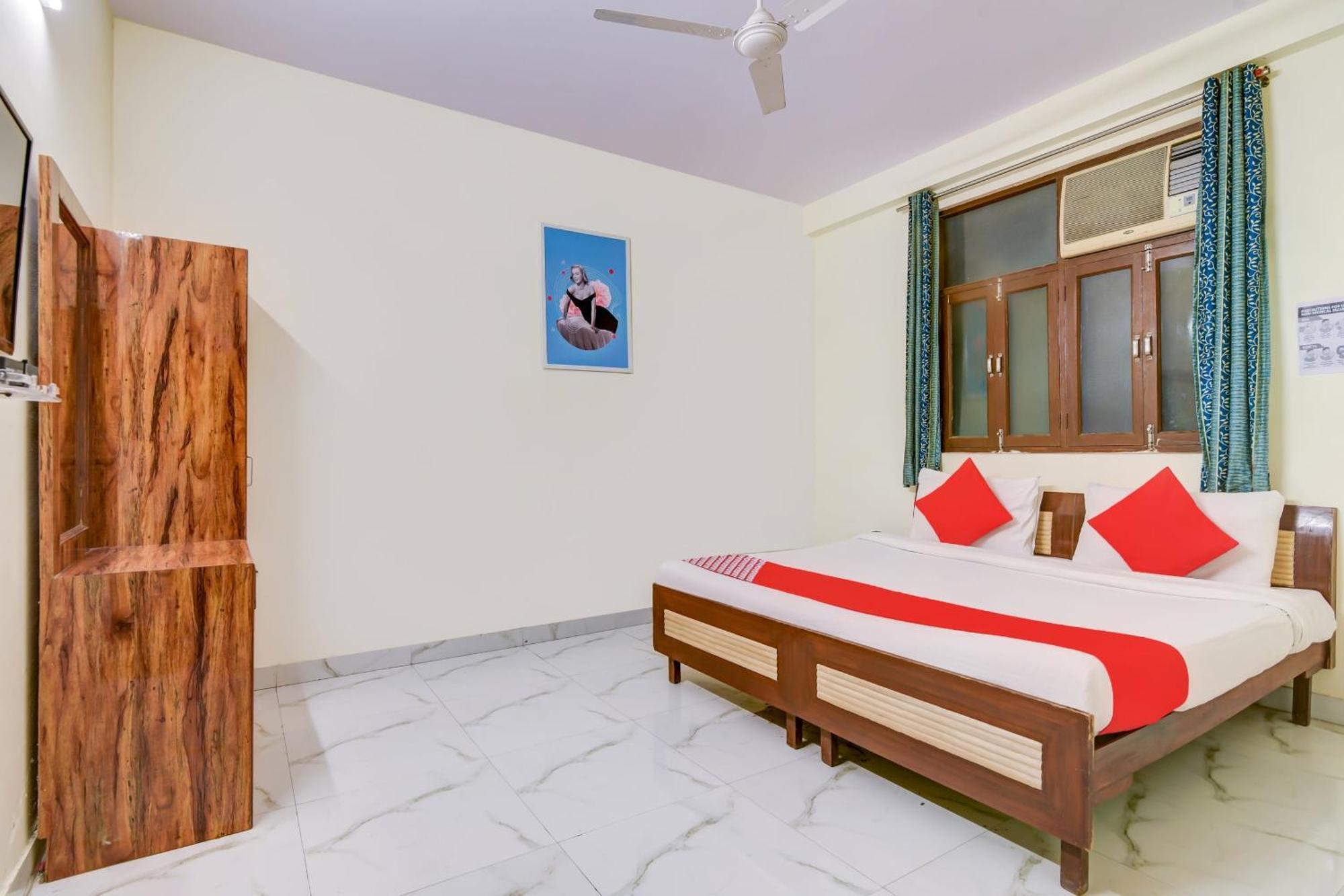 Hotel O 74192 Vishwakarma Palace Delhi  Buitenkant foto