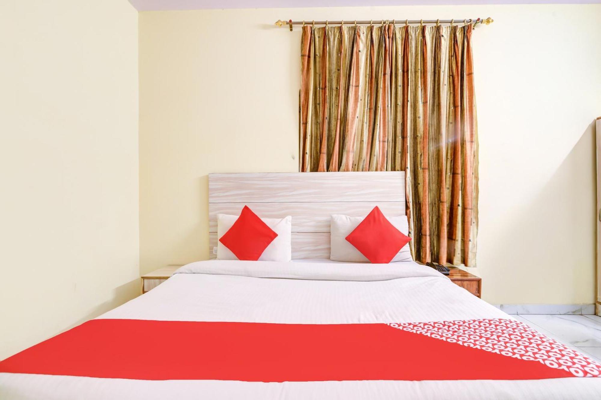 Hotel O 74192 Vishwakarma Palace Delhi  Buitenkant foto